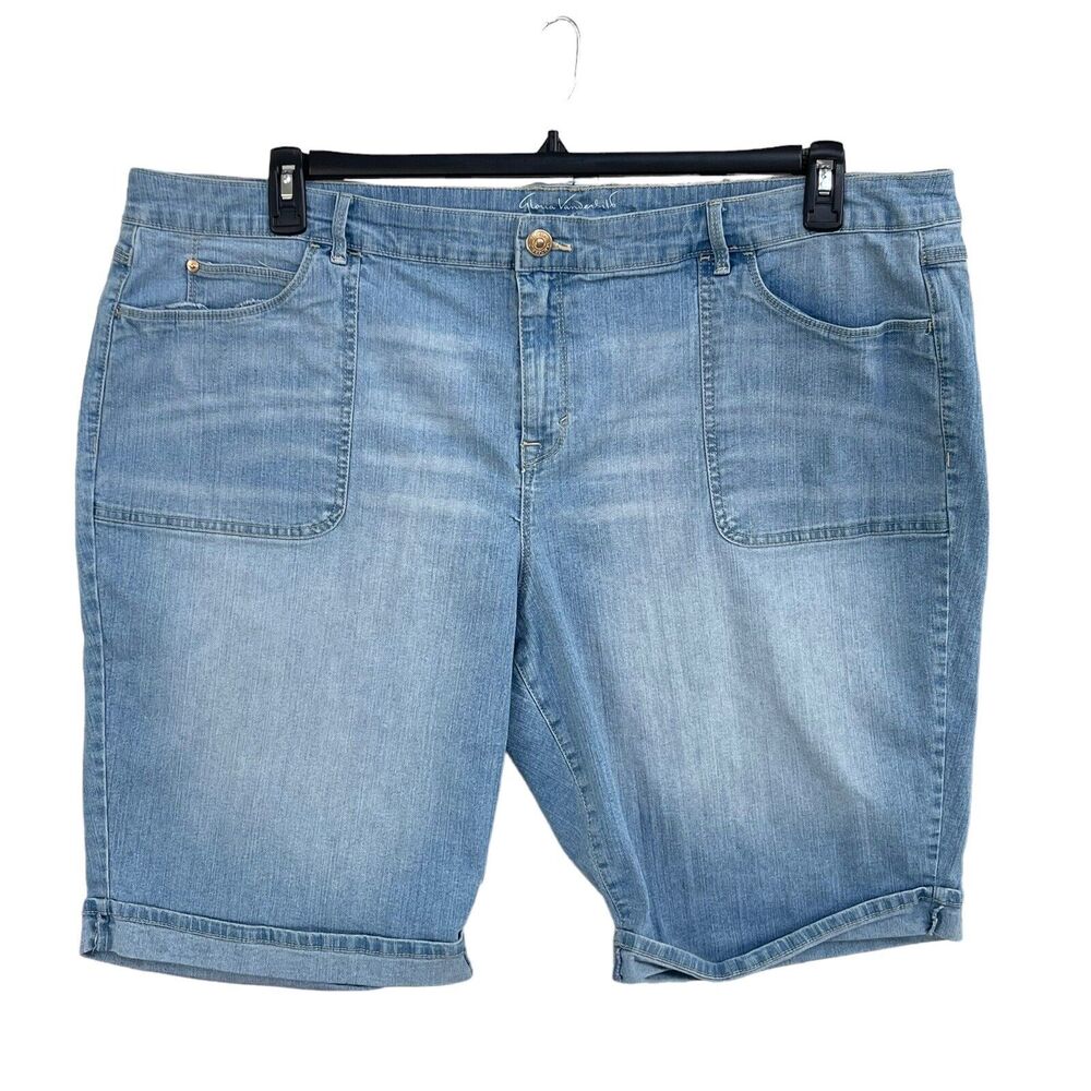 Gloria Vanderbilt SZ 24W Rachel Bermuda Jean Shorts Stretch Hi-Rise Light Wash